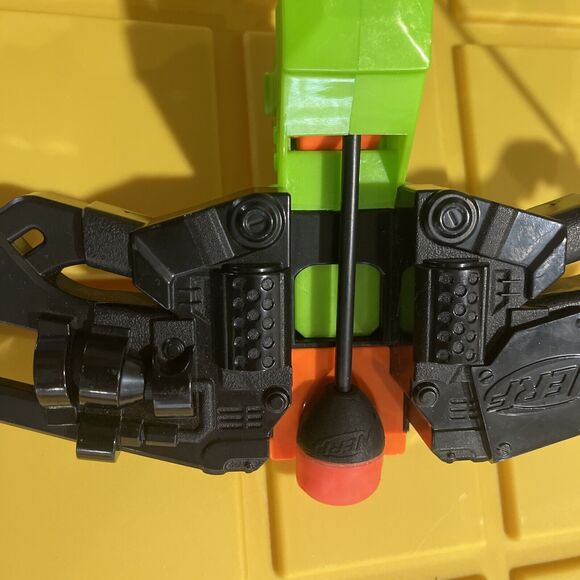 Nerf Zombie Strike Wrathbolt Crossbow Toy Hasbro 2017 One Round - Picture 3 of 12